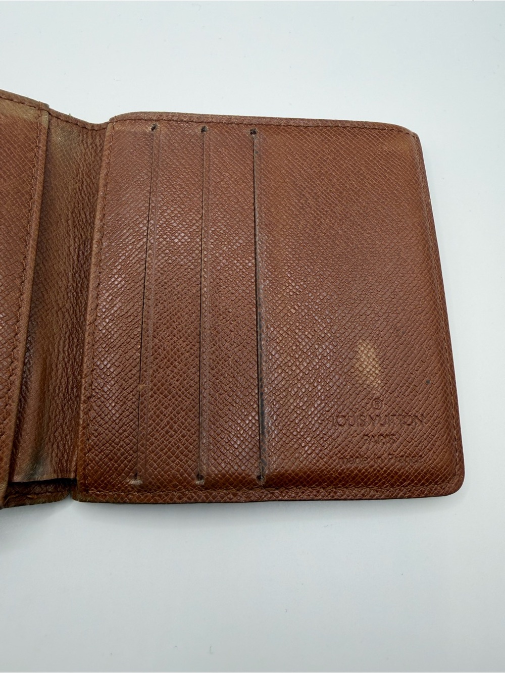Louis Vuitton Marco Wallet - Picture 6 of 11